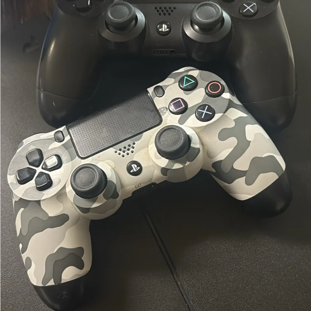 Sony Black PlayStation 2 play station controllers